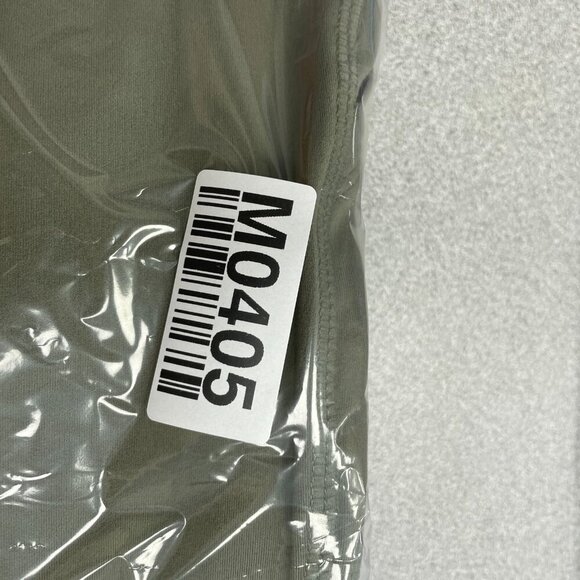 NEW Mondetta Women's M Olive Green Cropped Pants M0405 - Picture 12 of 12